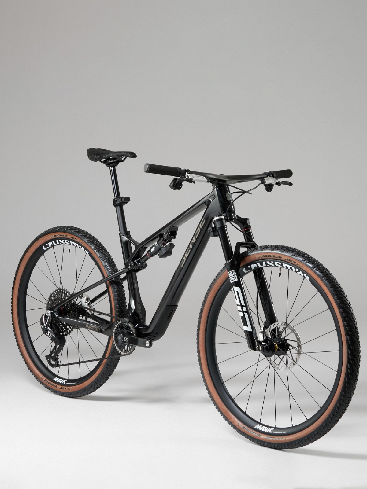 Invictus G3 detalhe