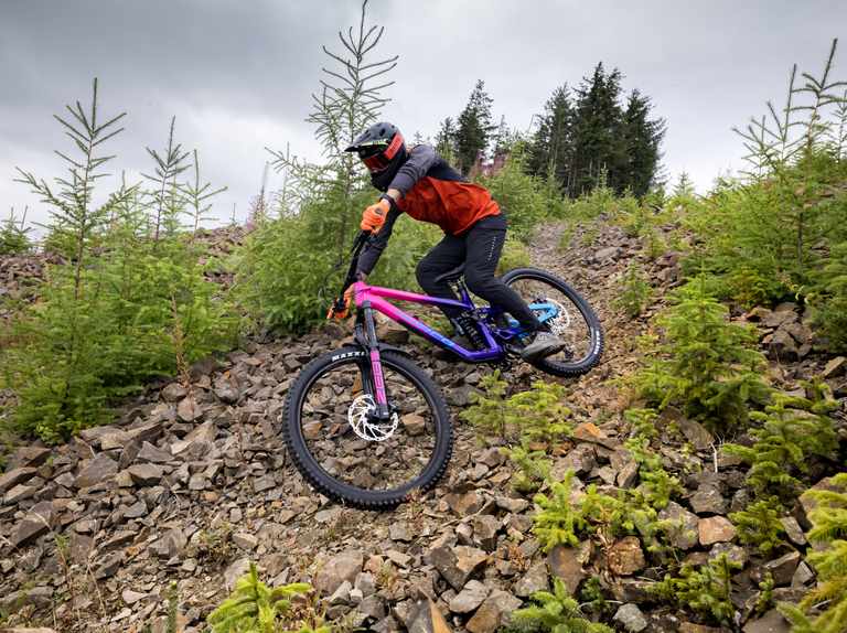 Entenda as diferenças entre a modalidade de Cross-country e All-Mountain
